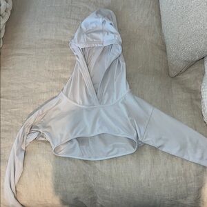 White bombshell sportswear Crop shrug